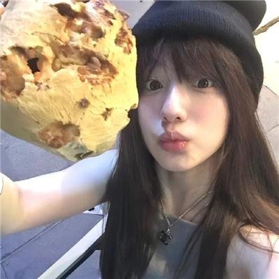 呃鬼食豆腐